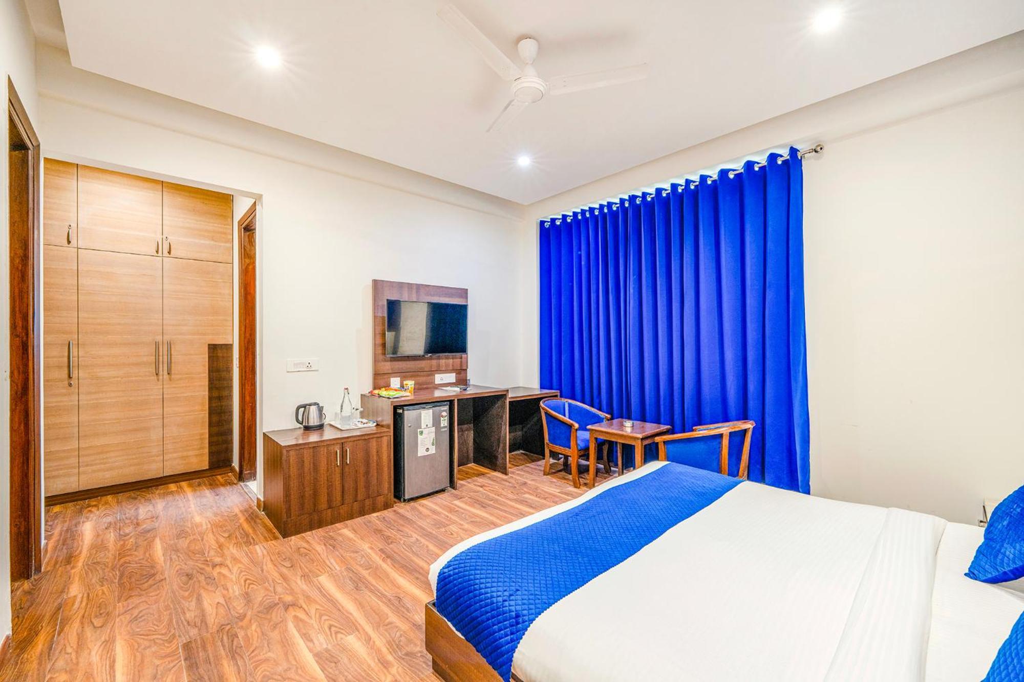 Fabhotel Oyster Villa Gurgaon Exterior photo